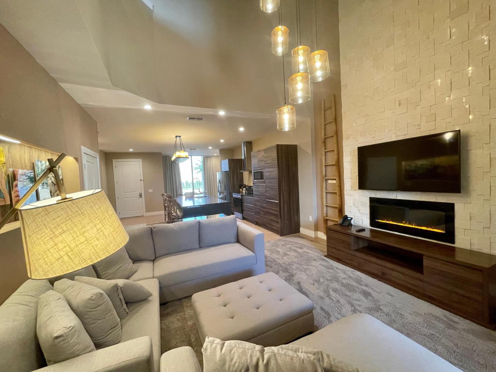 Luxury Home In Orlando With Private Hot Tub - 7 Min From Disney Parks - 3 Bedrooms And 4 Bathrooms! Экстерьер фото
